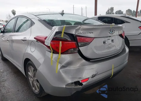 2015 Hyundai Elantra Se z USA, uszkodzony, nr VIN 5NPDH4AE2FH621862